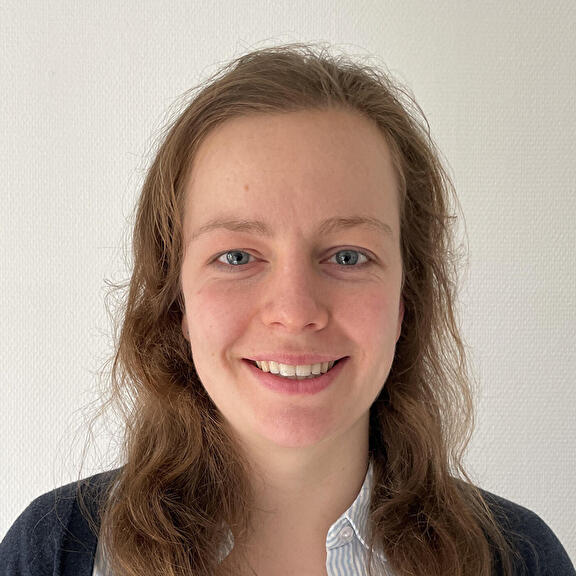 Carlijn van Beek, hb